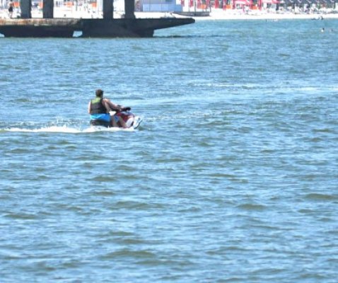 O tânără a fost lovită DIN PLIN de un SKIJET în Mamaia